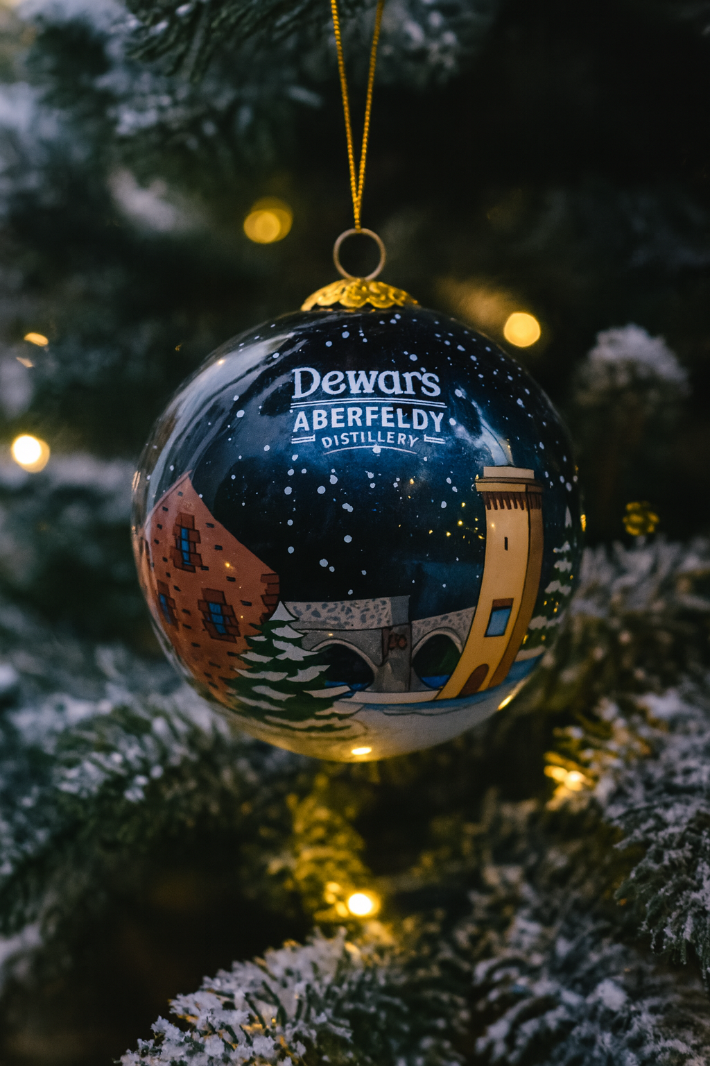 Bestellen Sie eine maßgeschneiderte Weihnachtskugel