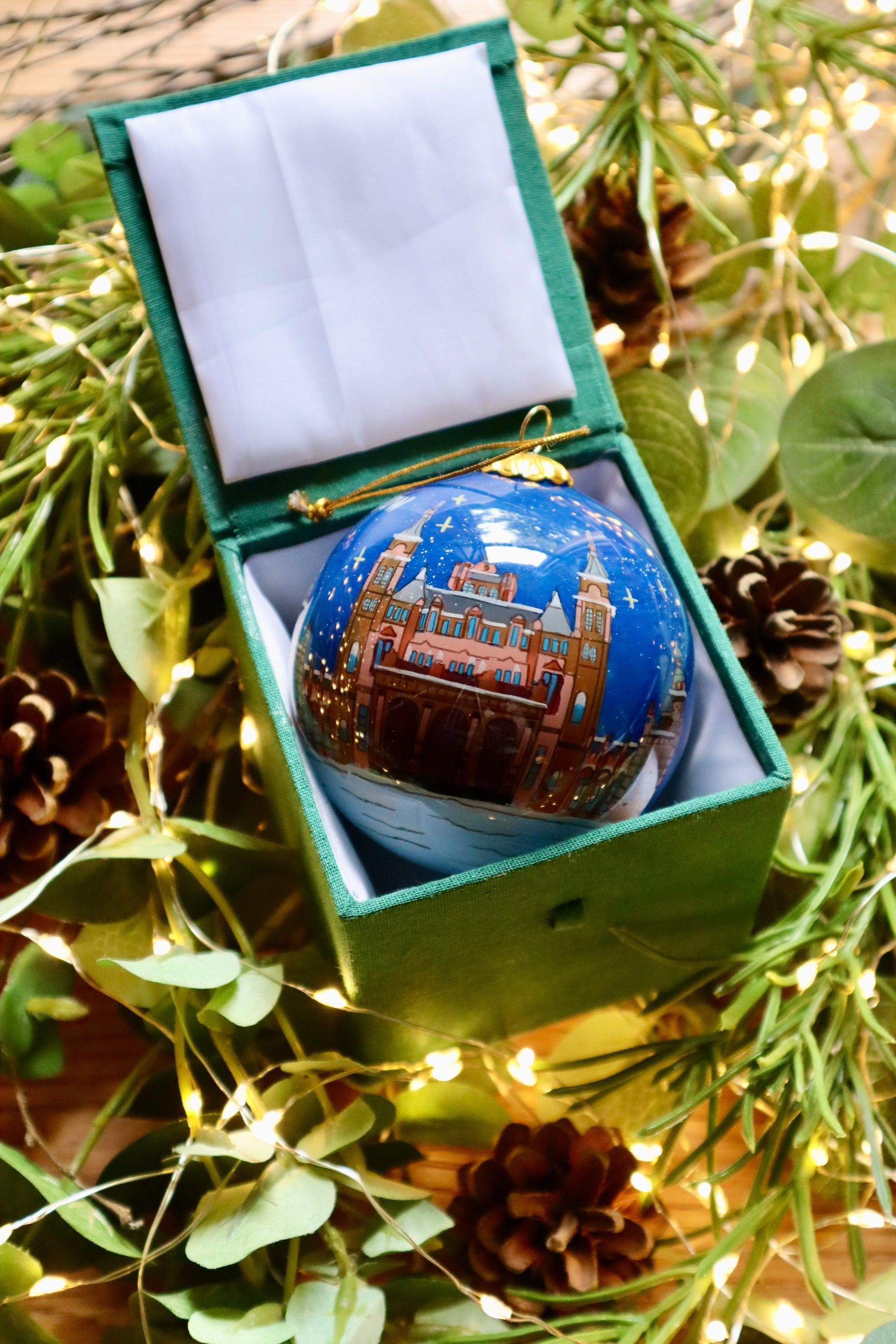 Glasgow City Scottish Christmas Decoration Bauble – Bonnie Bauble